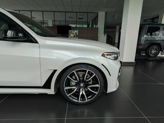 2019 BMW X7 40i I (G07), белый, 8750000 рублей, вид 5