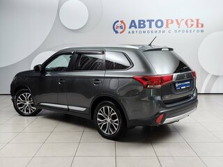 2015 Mitsubishi Outlander III Рестайлинг 2, серый, 1525000 рублей, вид 2