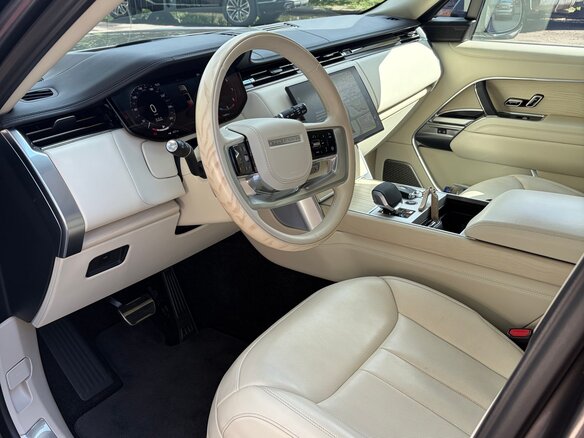 2024 Land Rover Range Rover P530 MHEV V, коричневый, 20000000 рублей - вид 6