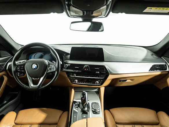 2018 BMW 5 серии 520d xDrive VII (G30/G31/G38), белый - вид 12