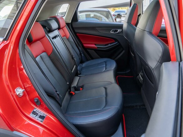 2023 Changan CS55 Plus II, красный, 2100000 рублей - вид 6