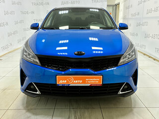 2020 Kia Rio IV Рестайлинг, синий, 1640000 рублей, вид 3
