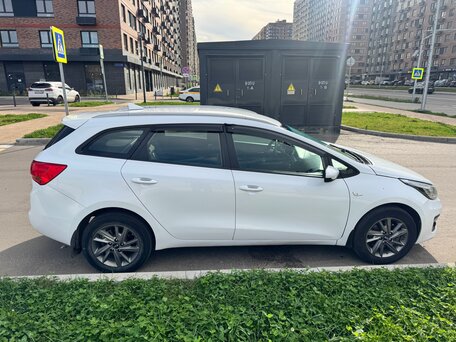 2018 Kia Ceed II Рестайлинг, белый, 890000 рублей, вид 4