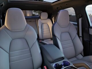 2026 Porsche Cayenne Coupé III Рестайлинг, серый, 19900000 рублей, вид 5