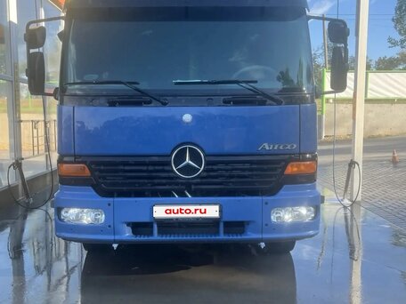 2004 Mercedes-Benz Atego, синий, 3400000 рублей, вид 1