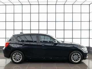 2018 BMW 1 серии 118i II (F20/F21) Рестайлинг 2, чёрный, 1740000 рублей, вид 5