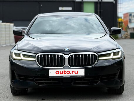 2021 BMW 5 серии 530i xDrive VII (G30/G31/G38) Рестайлинг, чёрный, 4500000 рублей, вид 1