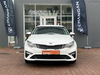 2018 Kia Optima IV Рестайлинг, белый, 1579000 рублей, вид 3