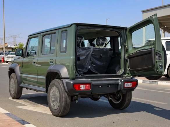 2026 Suzuki Jimny IV, зелёный, 2290000 рублей - вид 5