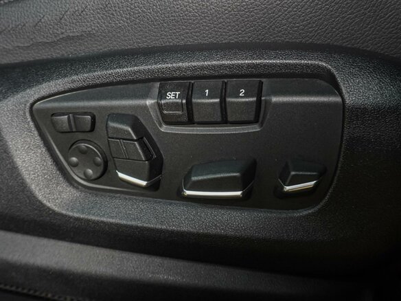 2015 BMW X6 30d II (F16), чёрный, 3999000 рублей - вид 16