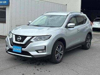 2022 Nissan X-Trail III Рестайлинг, серебристый, 1990000 рублей, вид 1