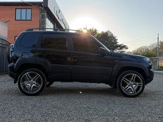 2025 Lada (ВАЗ) Niva Travel I Рестайлинг, чёрный, 1550000 рублей, вид 4
