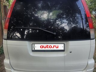 2000 Toyota Town Ace Noah III, белый, 390000 рублей, вид 4