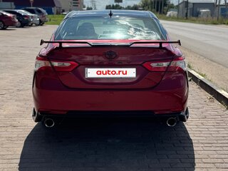 2020 Toyota Camry US Market VIII (XV70) Рестайлинг, красный, 3700000 рублей, вид 4