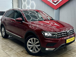 2017 Volkswagen Tiguan II, красный, 2253000 рублей, вид 1
