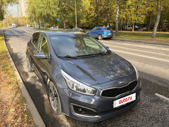2016 Kia Ceed II Рестайлинг, синий, 1200000 рублей