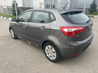 2013 Kia Rio III, серый, 631000 рублей, вид 4