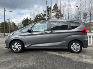 2023 Honda Freed II Рестайлинг, серебристый, 1051010 рублей, вид 4