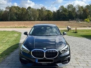 2022 BMW 1 серии 118d III (F40), чёрный, 3868000 рублей, вид 2
