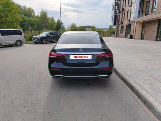 2021 Mercedes-Benz E-Класс 260 L V (W213, S213, C238) Рестайлинг, чёрный, 2300000 рублей, вид 3