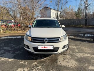 2012 Volkswagen Tiguan I Рестайлинг, белый, 1600000 рублей, вид 2