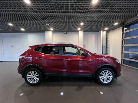 2018 Nissan Qashqai II, красный, 1850000 рублей, вид 2