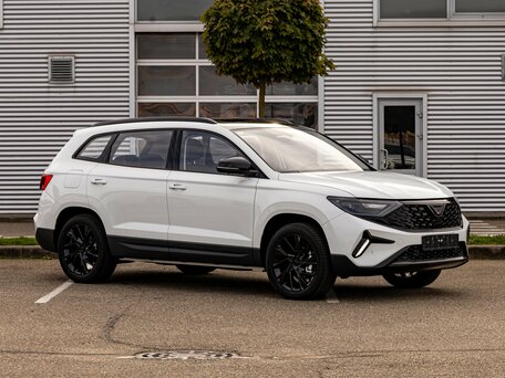 2023 Jetta VS7 I Рестайлинг 1, белый, 2395000 рублей, вид 3