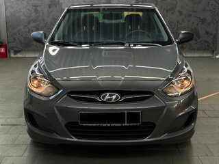 2013 Hyundai Solaris I, серый, 1350000 рублей, вид 2