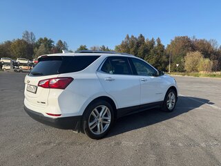 2017 Chevrolet Equinox III, белый, 1870000 рублей, вид 3
