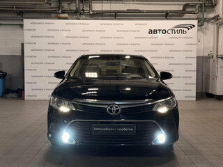 2015 Toyota Camry VII (XV50) Рестайлинг, чёрный, 1849000 рублей, вид 2