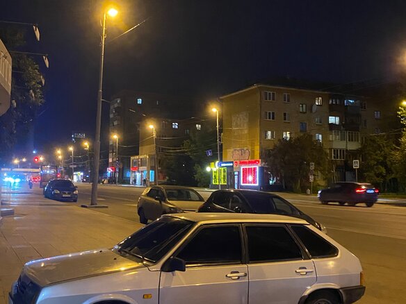 2004 Lada (ВАЗ) 2109 21093i, серебристый - вид 2