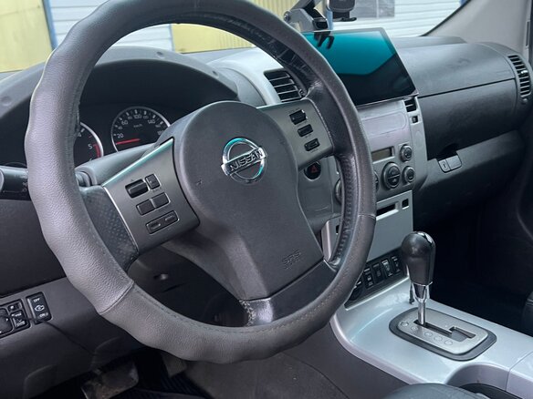 2005 Nissan Pathfinder III, серый, 699000 рублей - вид 13