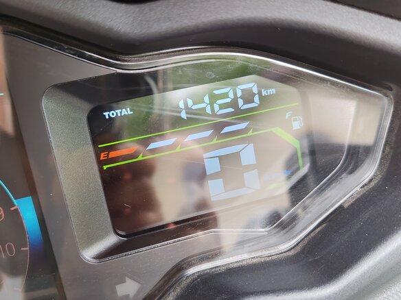 2023 Sym Maxsym TL 500, чёрный, 700000 рублей - вид 7