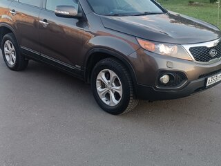 2011 Kia Sorento II, бежевый, 1200000 рублей, вид 2
