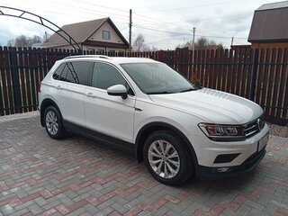 2017 Volkswagen Tiguan II, белый, 2252000 рублей, вид 2