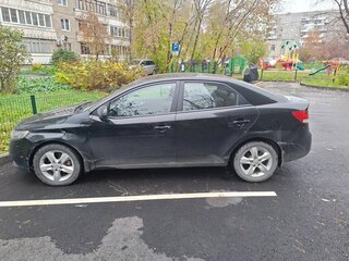 2011 Kia Cerato 6-speed II, чёрный, 530000 рублей, вид 2