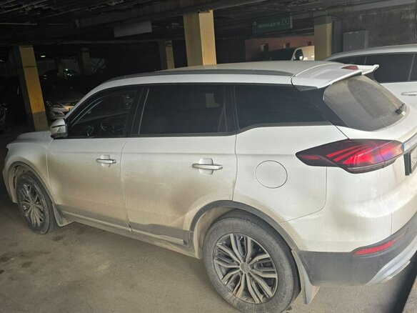 2022 Geely Atlas Pro, белый - вид 3