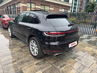 2019 Porsche Macan I Рестайлинг, чёрный, 4500000 рублей, вид 4