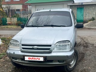 2004 Chevrolet Niva I, серебристый, 195000 рублей, вид 2