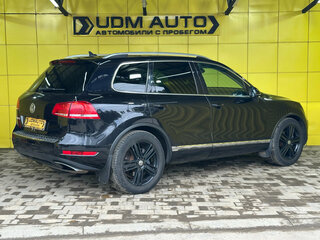 2012 Volkswagen Touareg II, чёрный, 1999000 рублей, вид 4