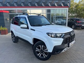 2024 Lada (ВАЗ) Niva Travel I, белый, 1149900 рублей, вид 1