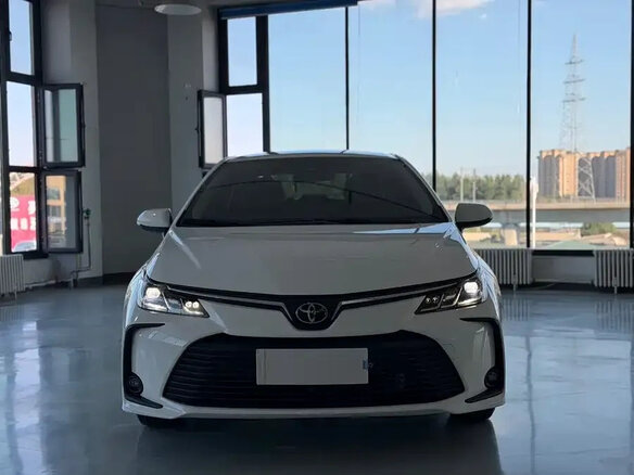 2024 Toyota Corolla XII (E210), белый, 1720290 рублей - вид 1