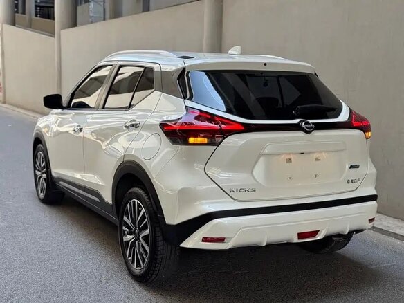 2023 Nissan Kicks I Рестайлинг, белый, 1400000 рублей - вид 3