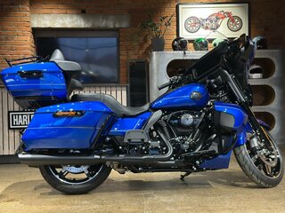 2025 Harley-Davidson Street Glide Ultra, синий, 4150000 рублей, вид 3