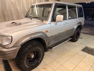 2001 Hyundai Galloper II, серый, 650000 рублей, вид 5