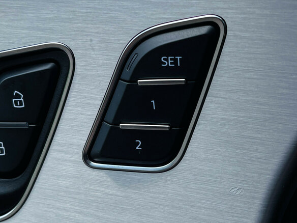 2016 Audi Q7 II (4M), чёрный - вид 15