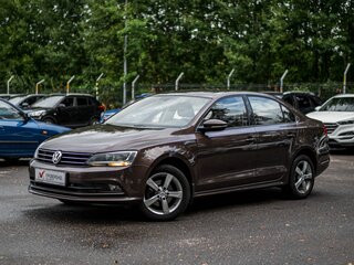 2015 Volkswagen Jetta VI Рестайлинг, коричневый, 1060000 рублей, вид 1