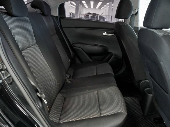 2018 Kia Rio IV, чёрный, 1100000 рублей - вид 16