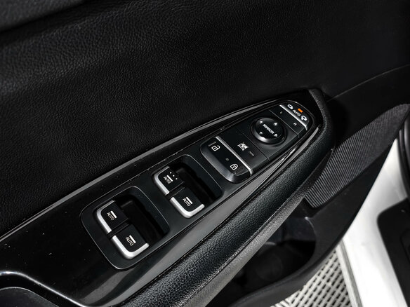 2018 Kia Optima IV Рестайлинг, белый, 1497800 рублей - вид 9