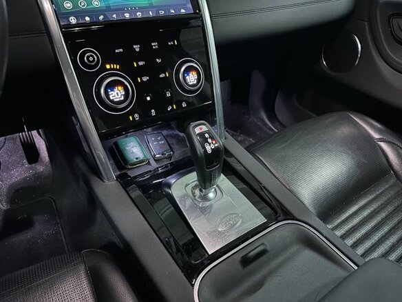 2020 Land Rover Discovery Sport I Рестайлинг, серебристый, 2530099 рублей - вид 6